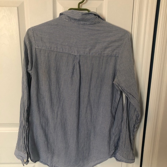 womens button up - Picture 2 of 2